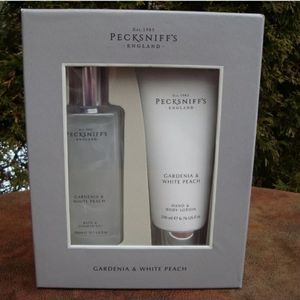 Pecksniff's 2 Pc Set Gardenia & White Peach Shower